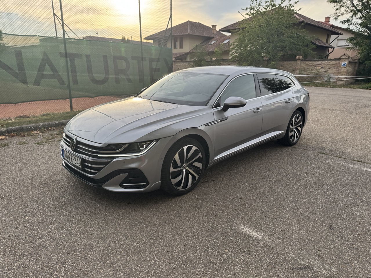Volkswagen Arteon SB hibrid
