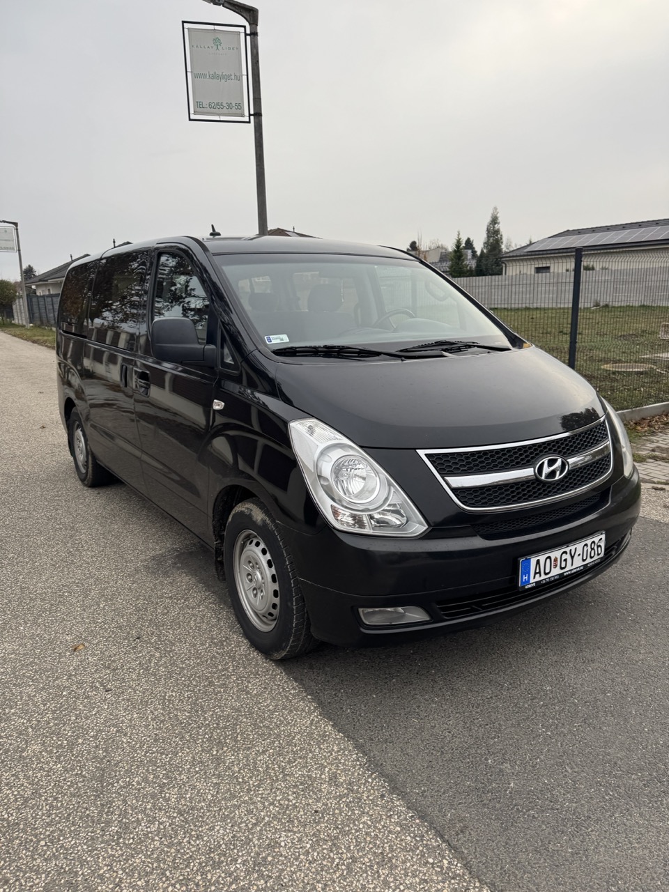 Hyundai H1 – Fekete